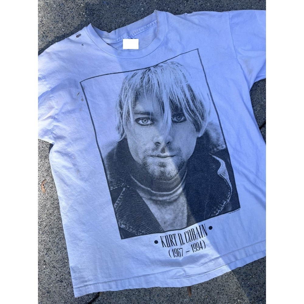 1994 Kurt Cobain Retro Shirt  1994 Kurt Cobain Tshirt